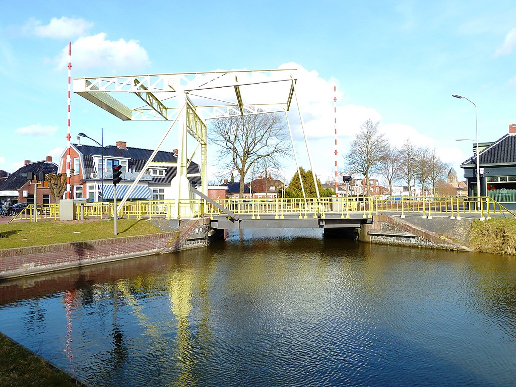 De Gele Klap in Bedum - foto Hardscarf - Wikimedia - CC-BY-SA-3.0