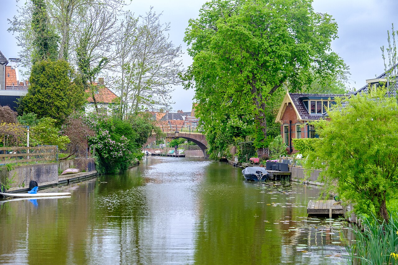 Winsumerdiep in Winsum - foto Hardscarf - Wikimedia - CC-BY-SA-4.0